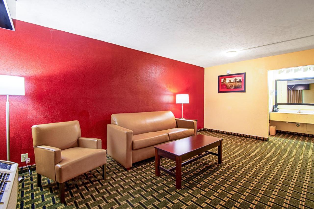 Red Roof Inn & Suites Greenwood, Sc Exteriér fotografie